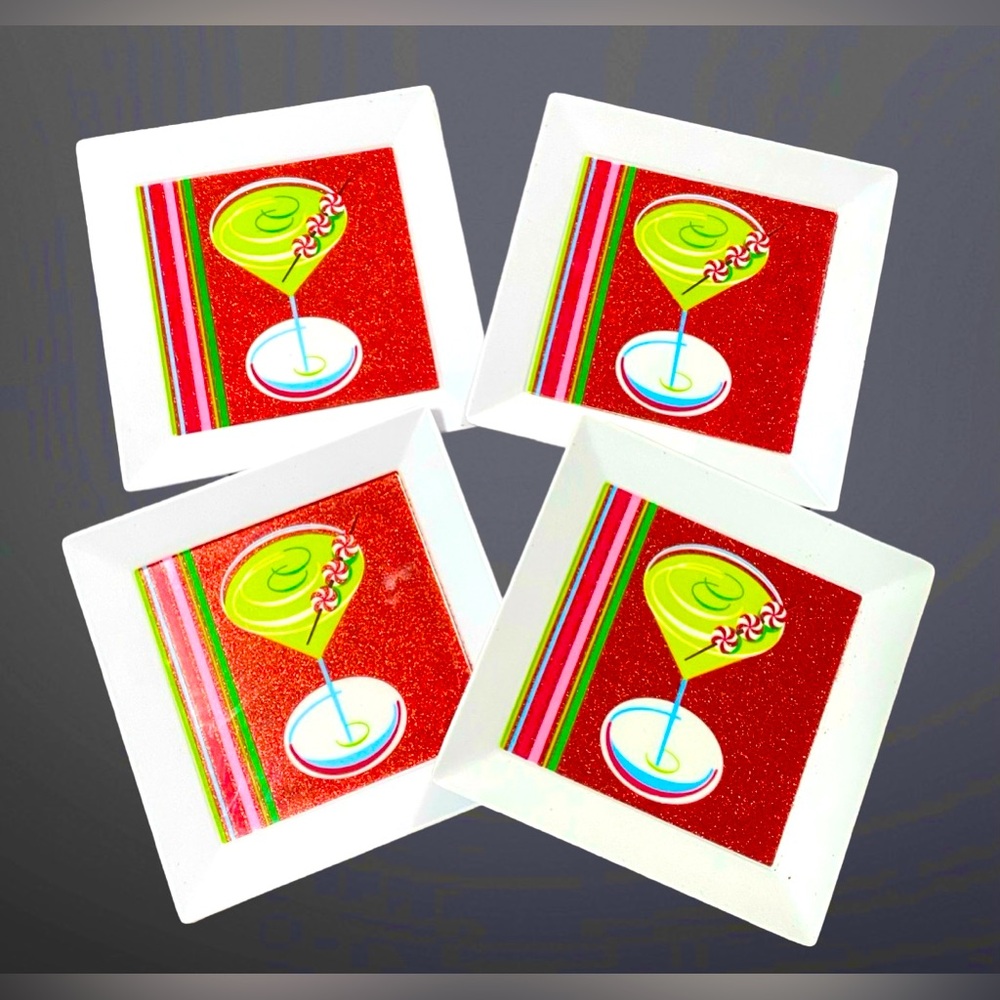 VTG AMSCAN Appetizer Plates Set Of 4 Christmas Holiday Martini Cocktails 5.5”